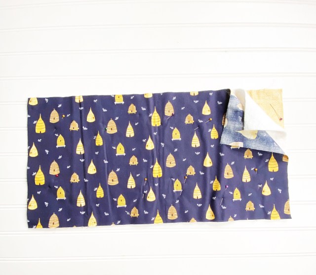 Quilted Travel Roll-Create a quilt sandwich