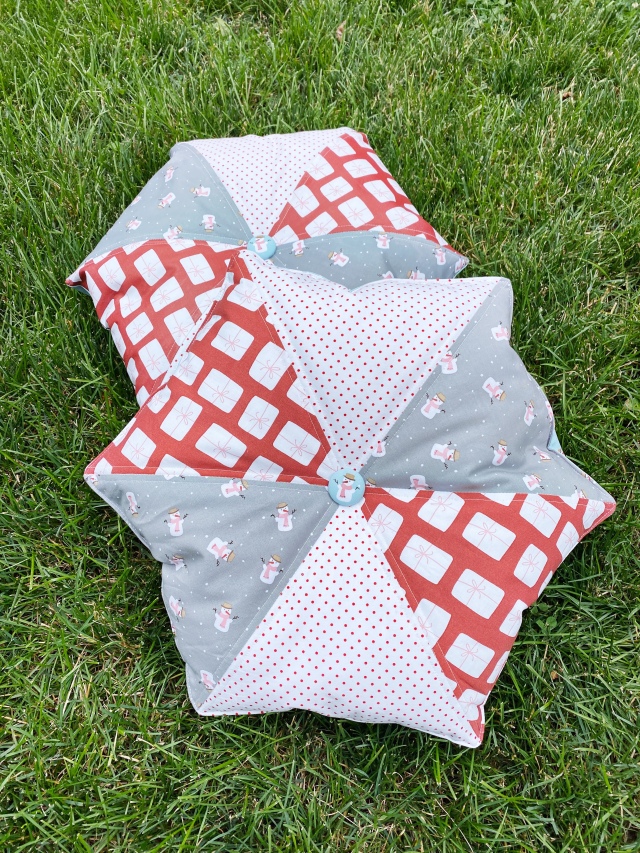 Hexi Pillow Cushion: Finish product