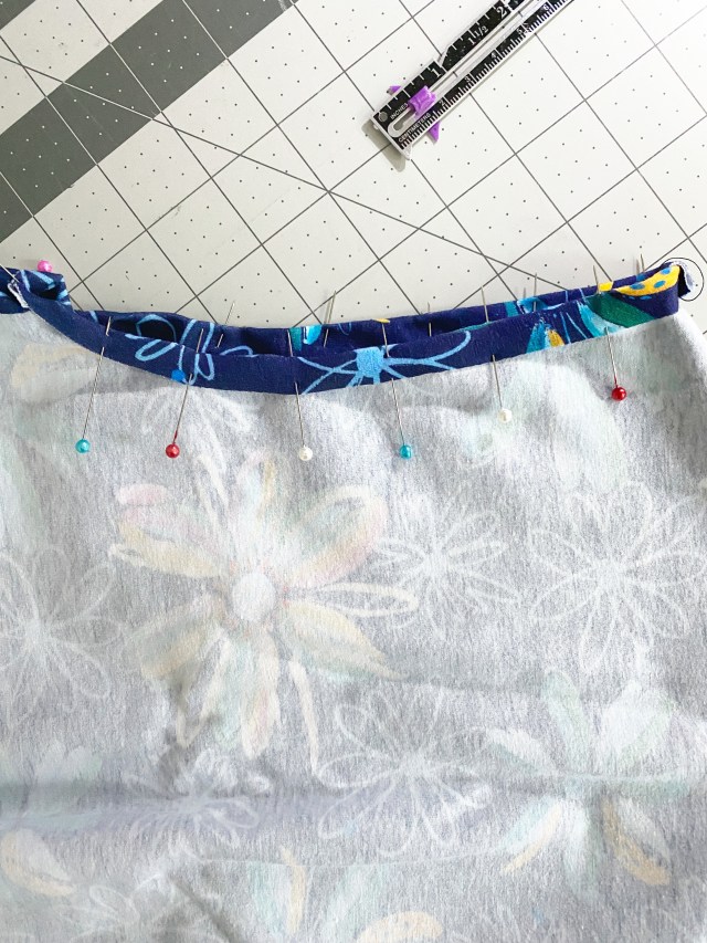 Jersey Knit Shirt: Stitch the pieces together